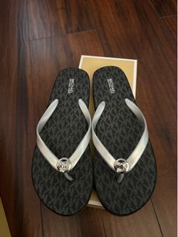 Women’s flip flops
