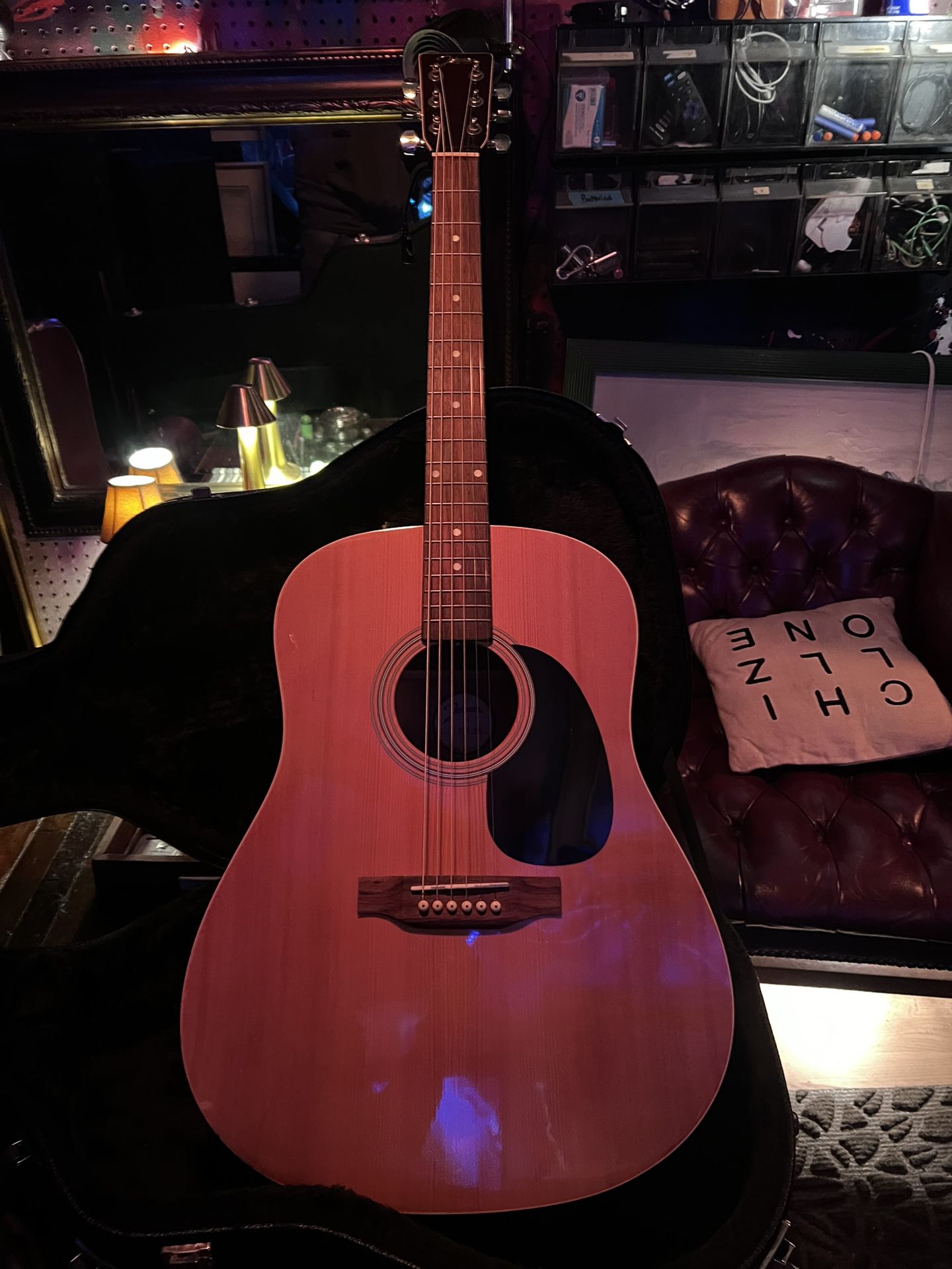Acoustic With Upgrades (trade Or Cash)