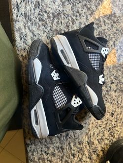 New Jordan 4 white lightning size 4.5y