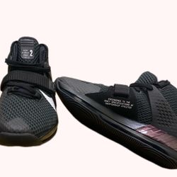 Mint Condition Nike’s LeBron Soldier/ Size 8 US 