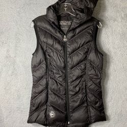 Michael Kors MediumWomen Puffer Vest With Hoodie