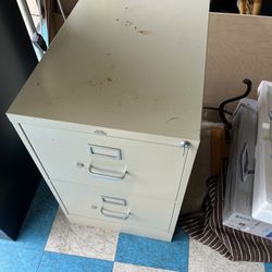 Locking File Cabinet With Key