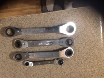 4 craftsmen rachet wrenches