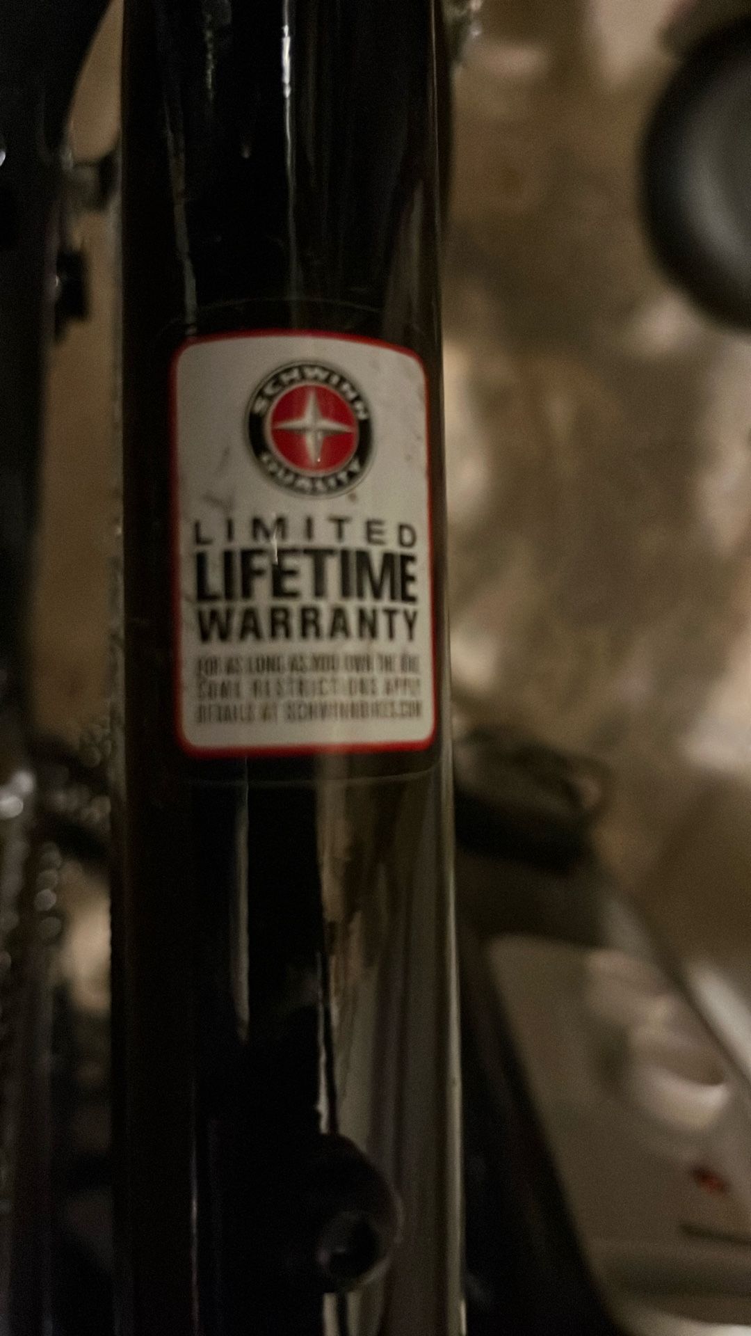 SCHWINN MEDIAN 700c/28-inch hybrid Mens bike.