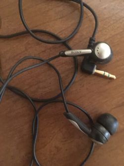 SONY EARPHONES - Never Used