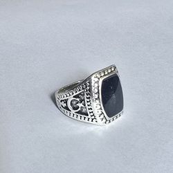 BEZEL SET POLISHED BLACK ONYX NEW SIZE 7 MENS QUALITY TITANIUM ENGRAVED RING 
