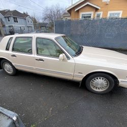 1995 Lincoln Town Car
