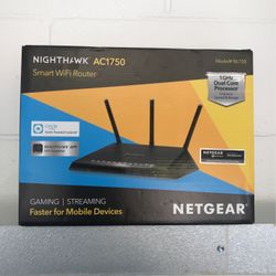 NETGEAR Nighthawk Smart Wi-Fi Router, R6700 - AC1750