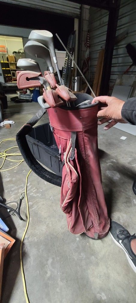 Women's Golf Clubs