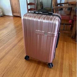 BK Luggage 26” like new