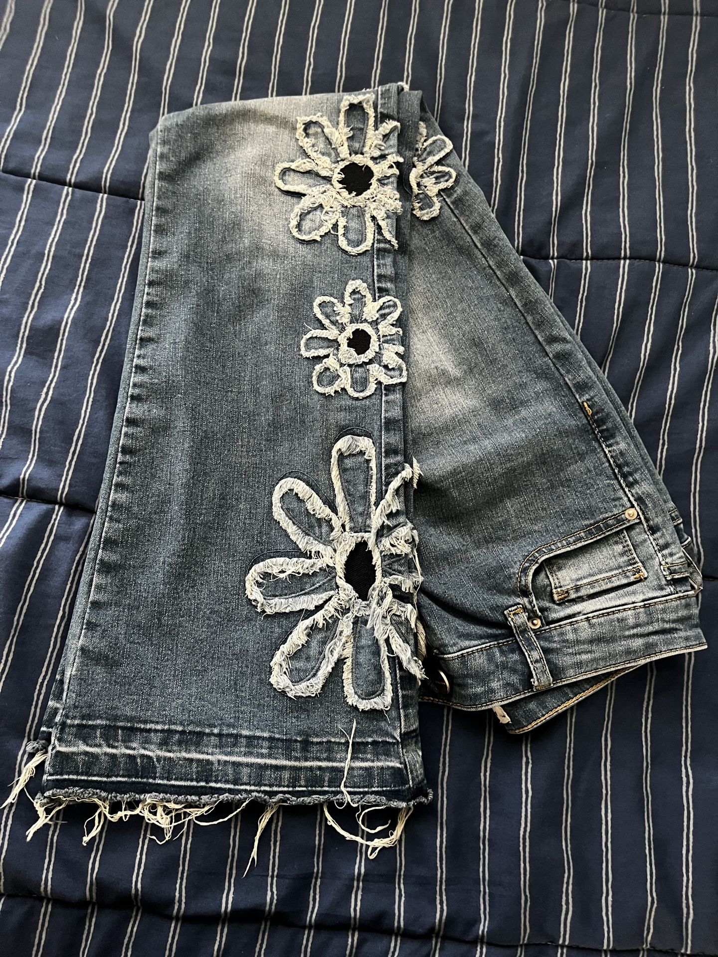 Woman’s Flower Print Skinny Jeans