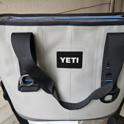 Yeti Hopper 20 Cooler Bag