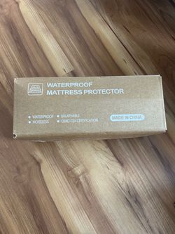 Waterproof Mattress Protector New in Box