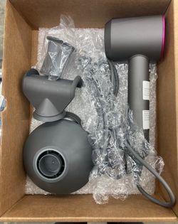 Dyson Supersonic Hair Dryer w/ attachments