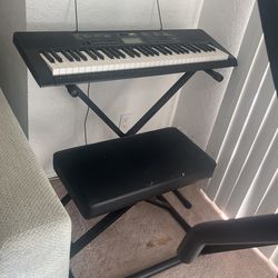Keyboard And Seat 