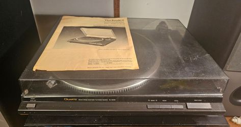 Technics SL-QD33 Fully Automatic Quartz Direct Drive Turntable Working WATCH VID