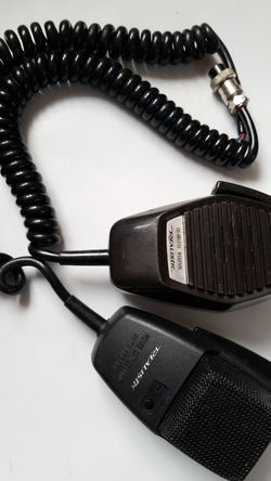 Realistic Pre-Amplified Microphone