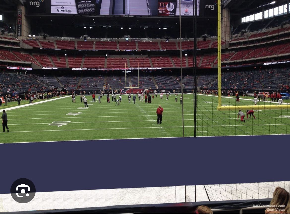 4 Texans Season Tickets 8th Row From Field Sec 137 Row H 1250ea All 10