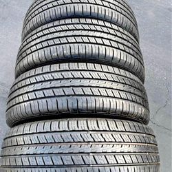 225/65r17 Falken Tires Con 80% De Vida Las 4