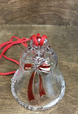 CRYSTAL BELL WITH 2 RED BOWS 4.5”