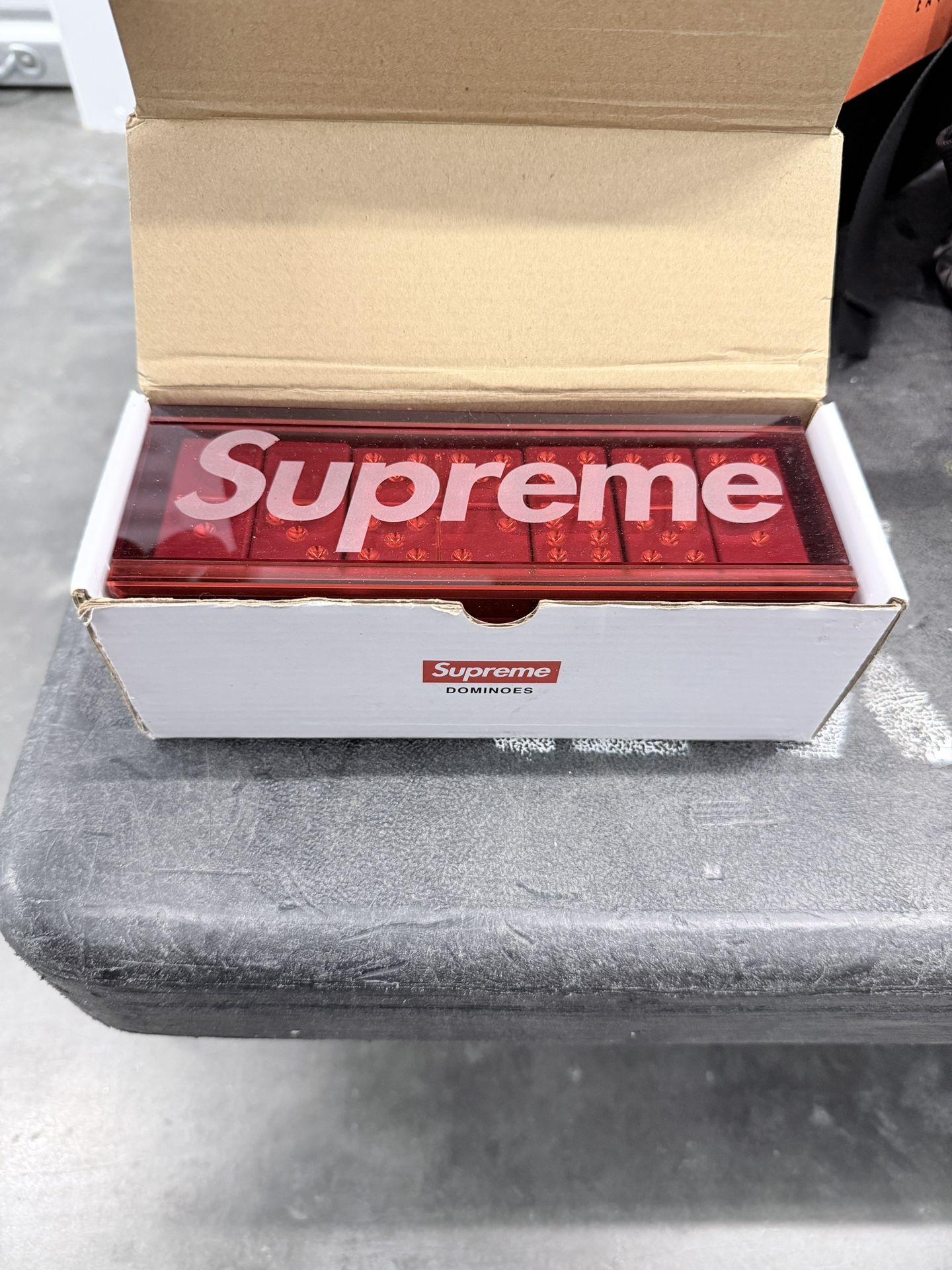 Supreme Dominoes