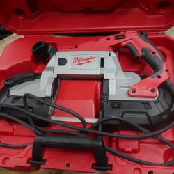 MILWAUKEE BAND SAW WITH CASE 6232-20 CORDED 885529-1