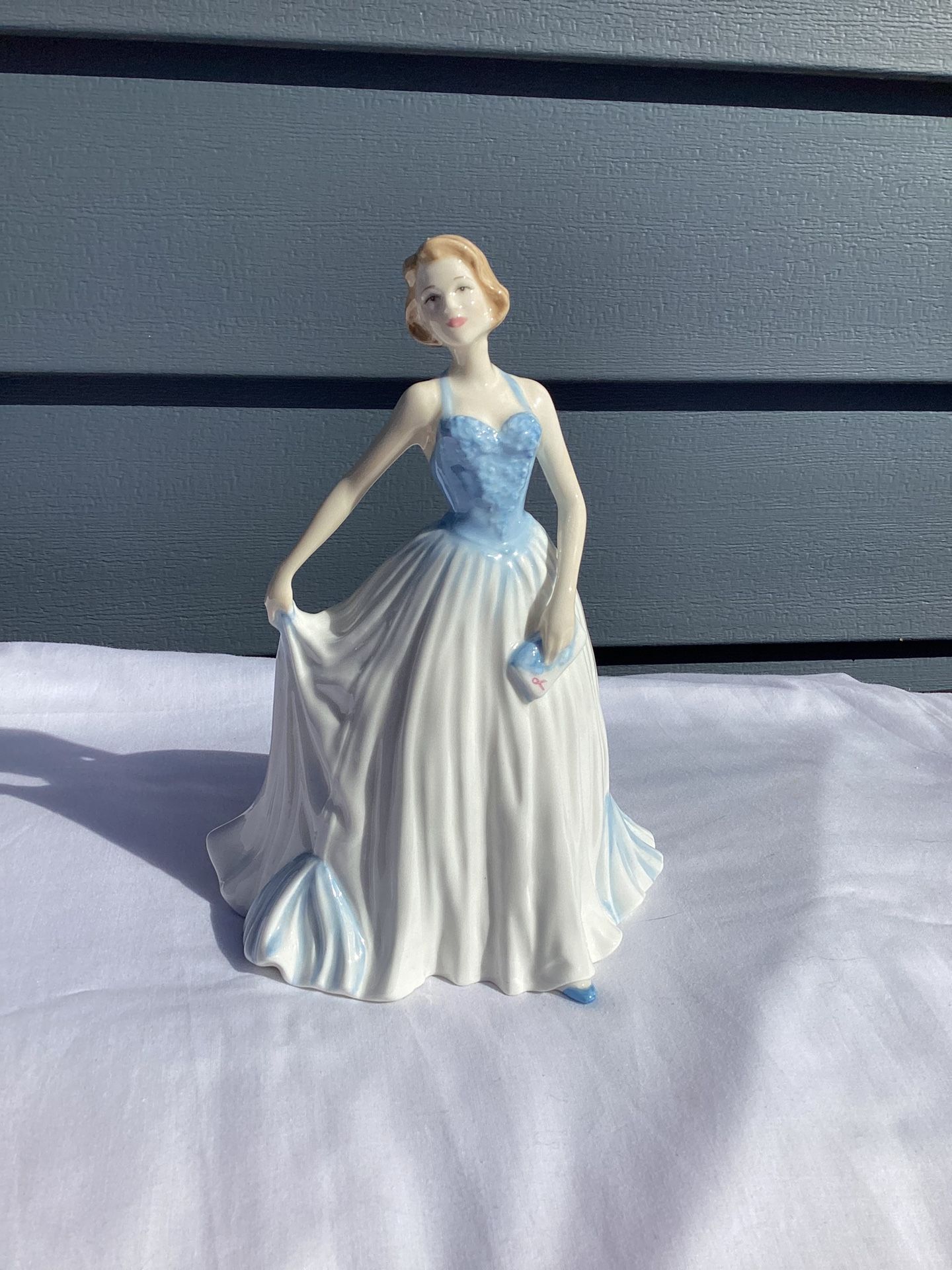 Royal Doulton Classics - New Dawn