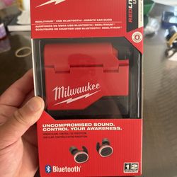 Milwaukee Jobsite Ear Buds