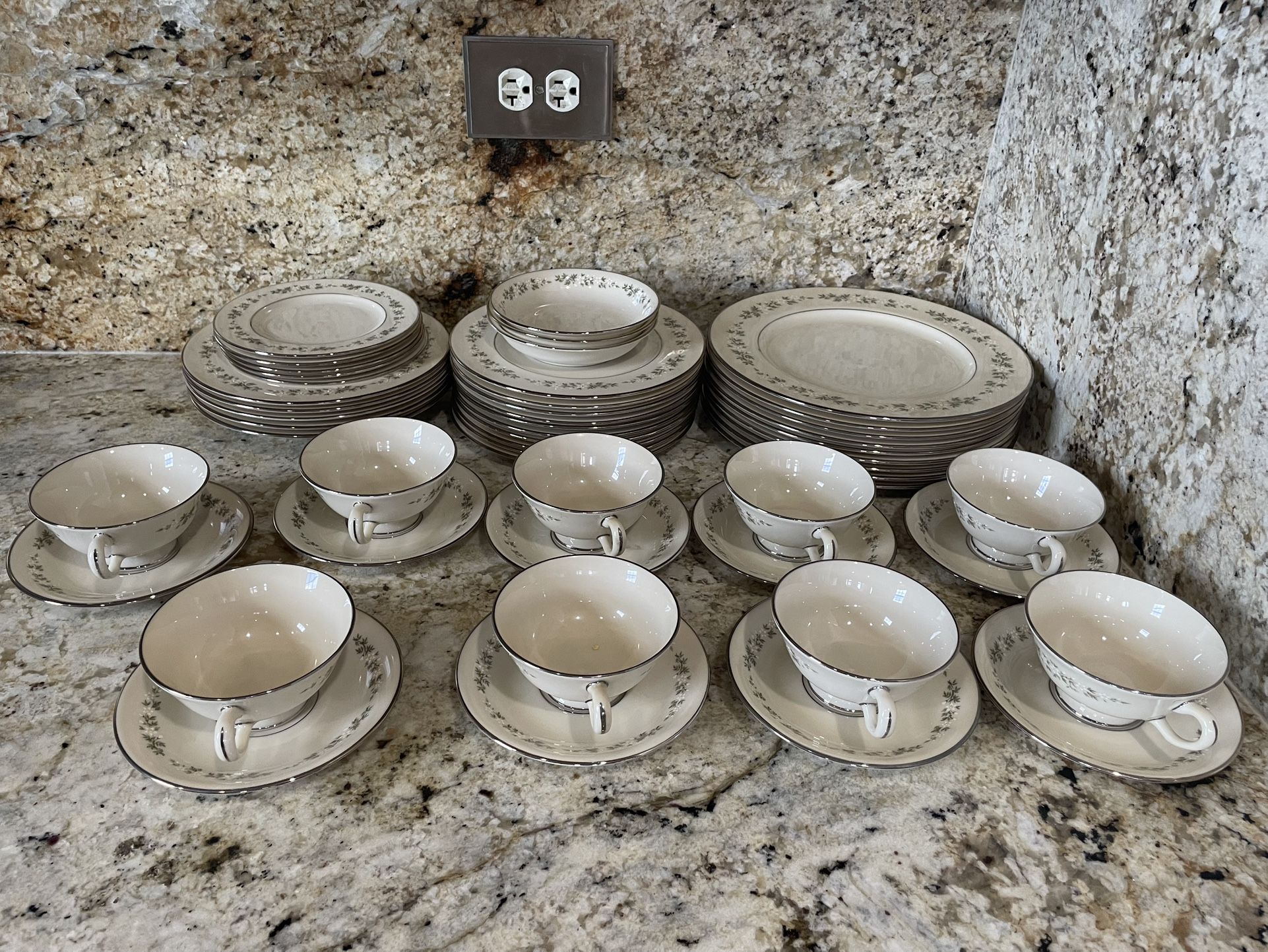 51pc Lenox Brookdale Platinum Rim Bone Made in USA China
