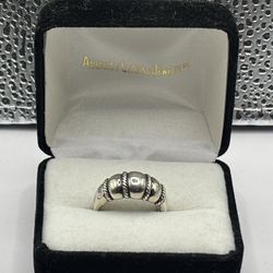 Excellent condition(77)87