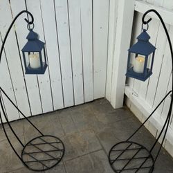Shepherd Hook Stands With New Lanterns
