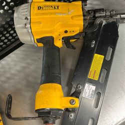Dewalt 21 Degree Nail Gun 