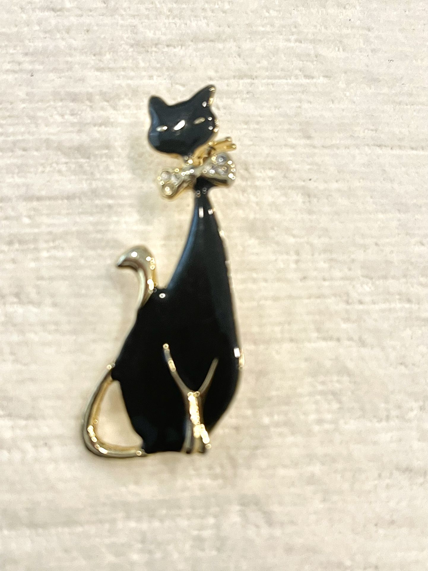 Vintage Black Enamel Cat Brooch