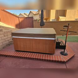 Hot Spring Spas Hot Tub - Excellent - San Diego, CA