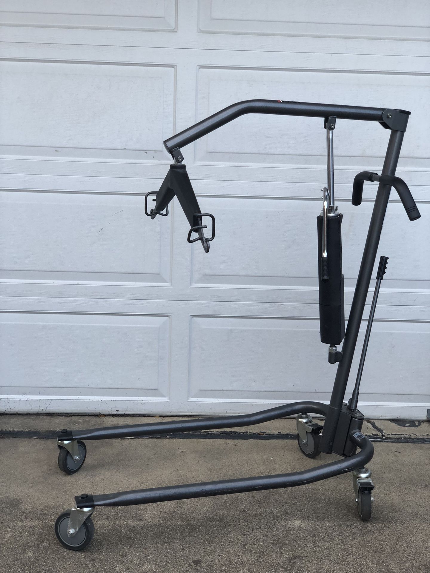 patient lift with sling