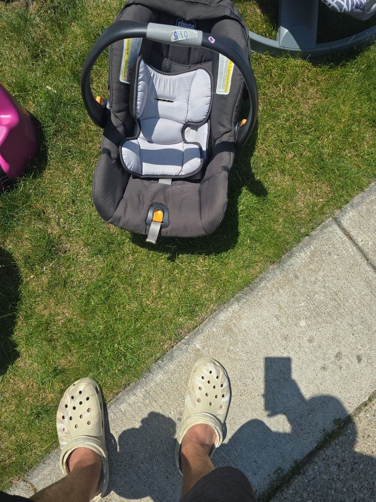 Chicco Car Seat