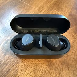 Jabra Evolve2 Buds USB-C UC True Wireless Earbuds with mic - Black