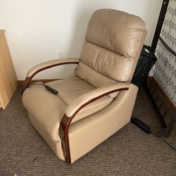 Havertys Full Recliner 