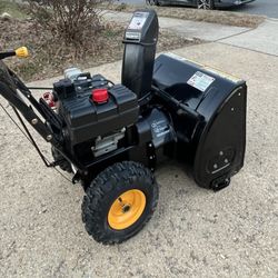 Yard Machine Snowblower 8hp 24” 