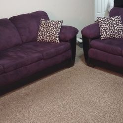 Moving! Entire Livingroom SET- sofa, loveseat, rug, lamps, end tables, pillows