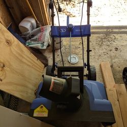 21" Snow Blower Summer Sale!