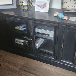 Black Solid TV Stand