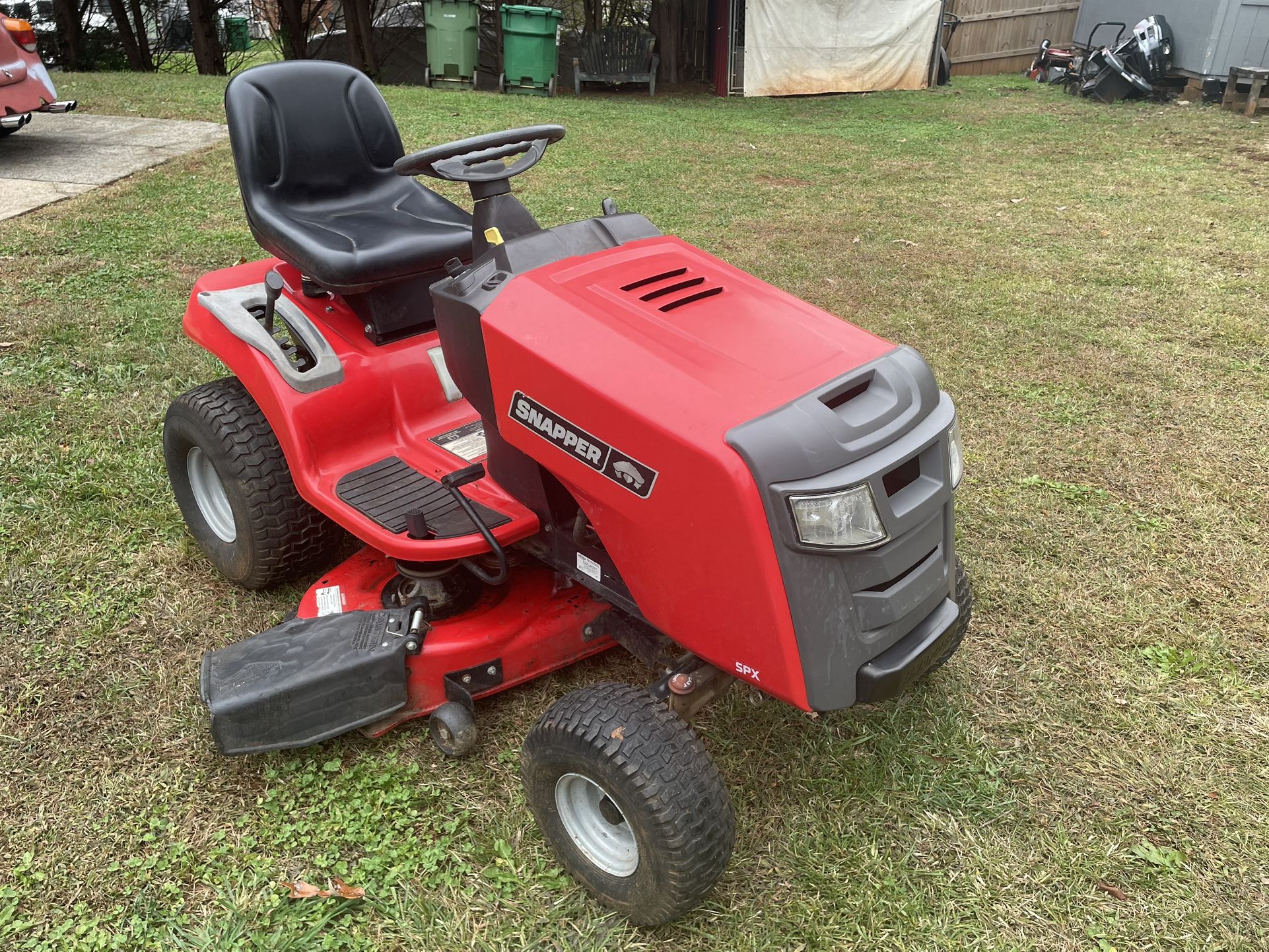 Snapper Riding Mower 20HP Briggs & Stratton Engine