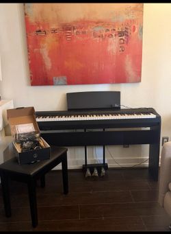 Yamaha P125 Digital Piano + Stand + 3 Pedals + Bench + Headphones