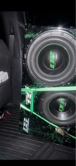 Deaf bounce 302 12 inch subs 2000 watt rms each