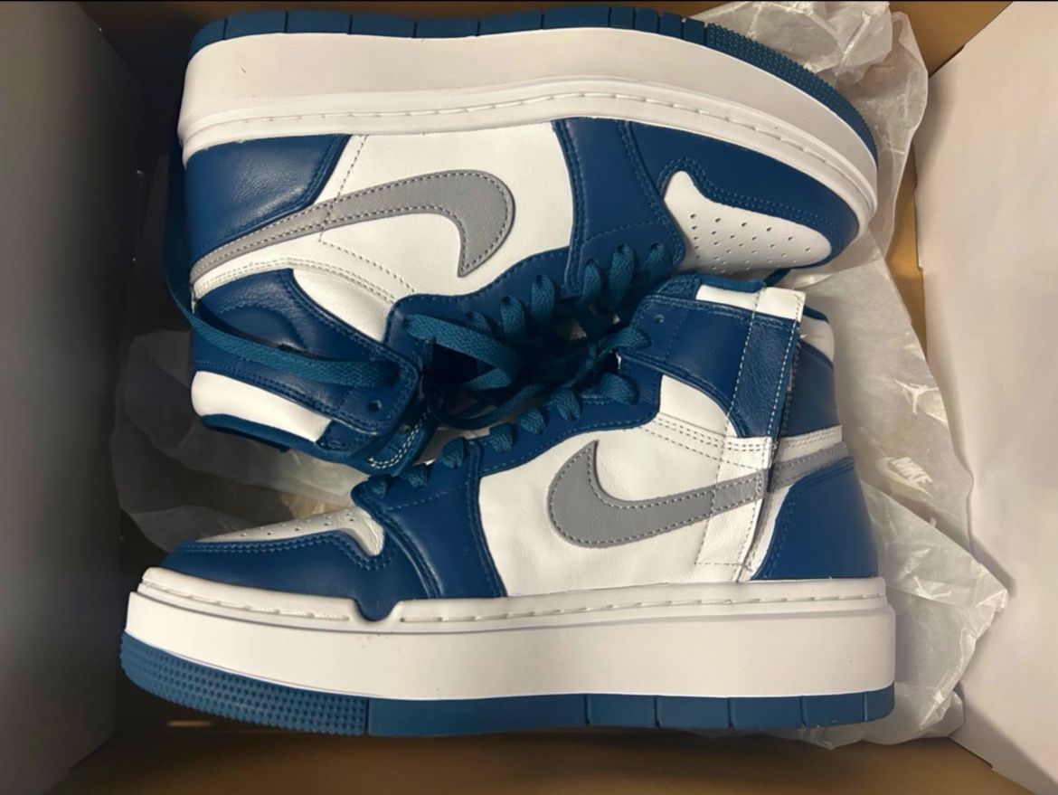 Women’s Air Jordan 1