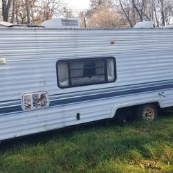 30 Ft 2000 Camper 