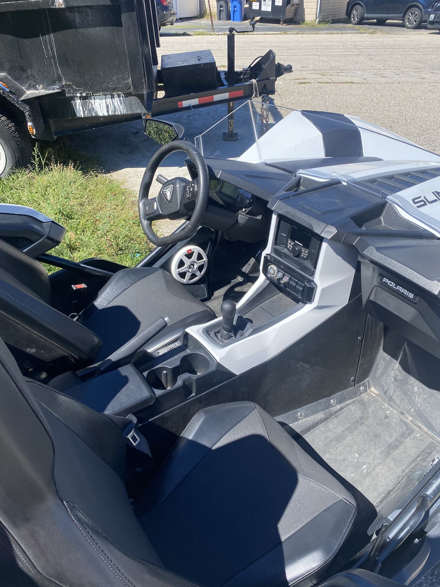 Title In Hand,black And White Colors