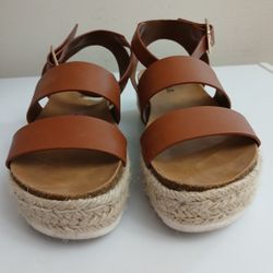 Wedge sandals
