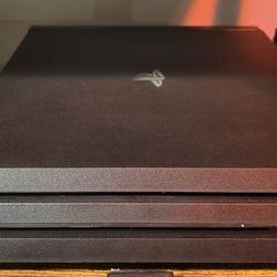 PS4 PRO